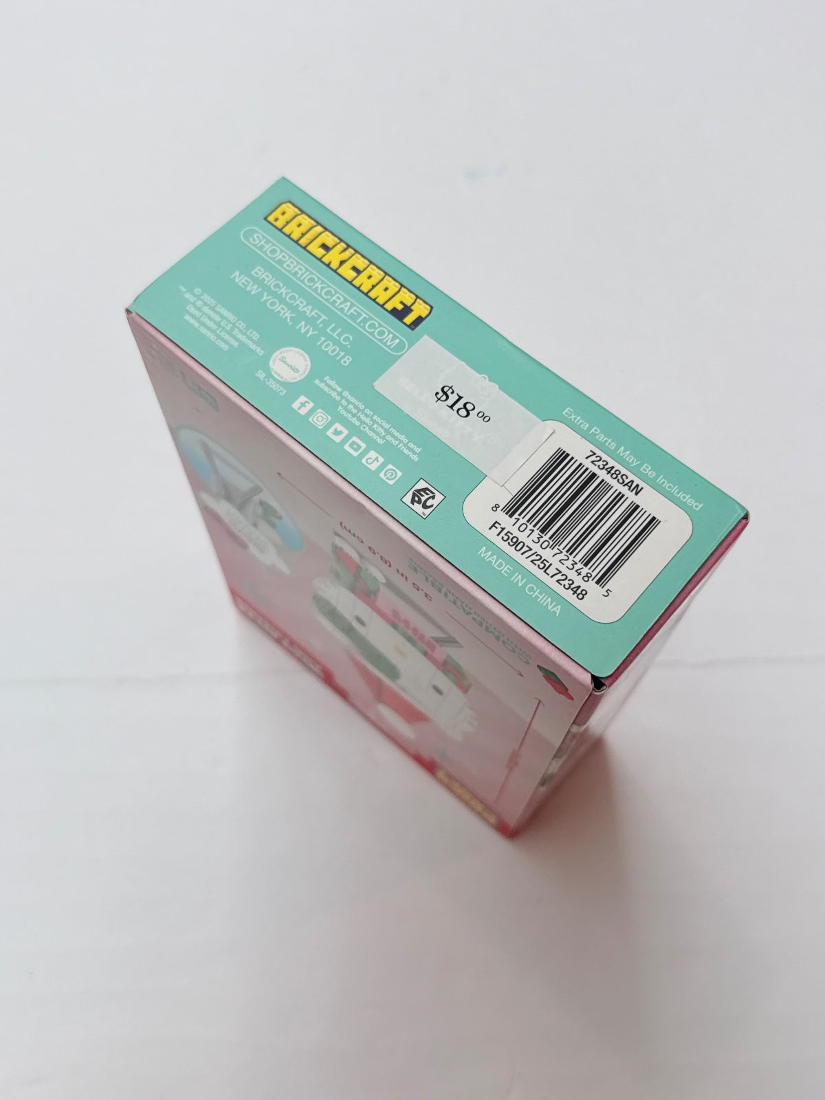 New - Brick Craft Hello Kitty Christmas Decoration Building Set