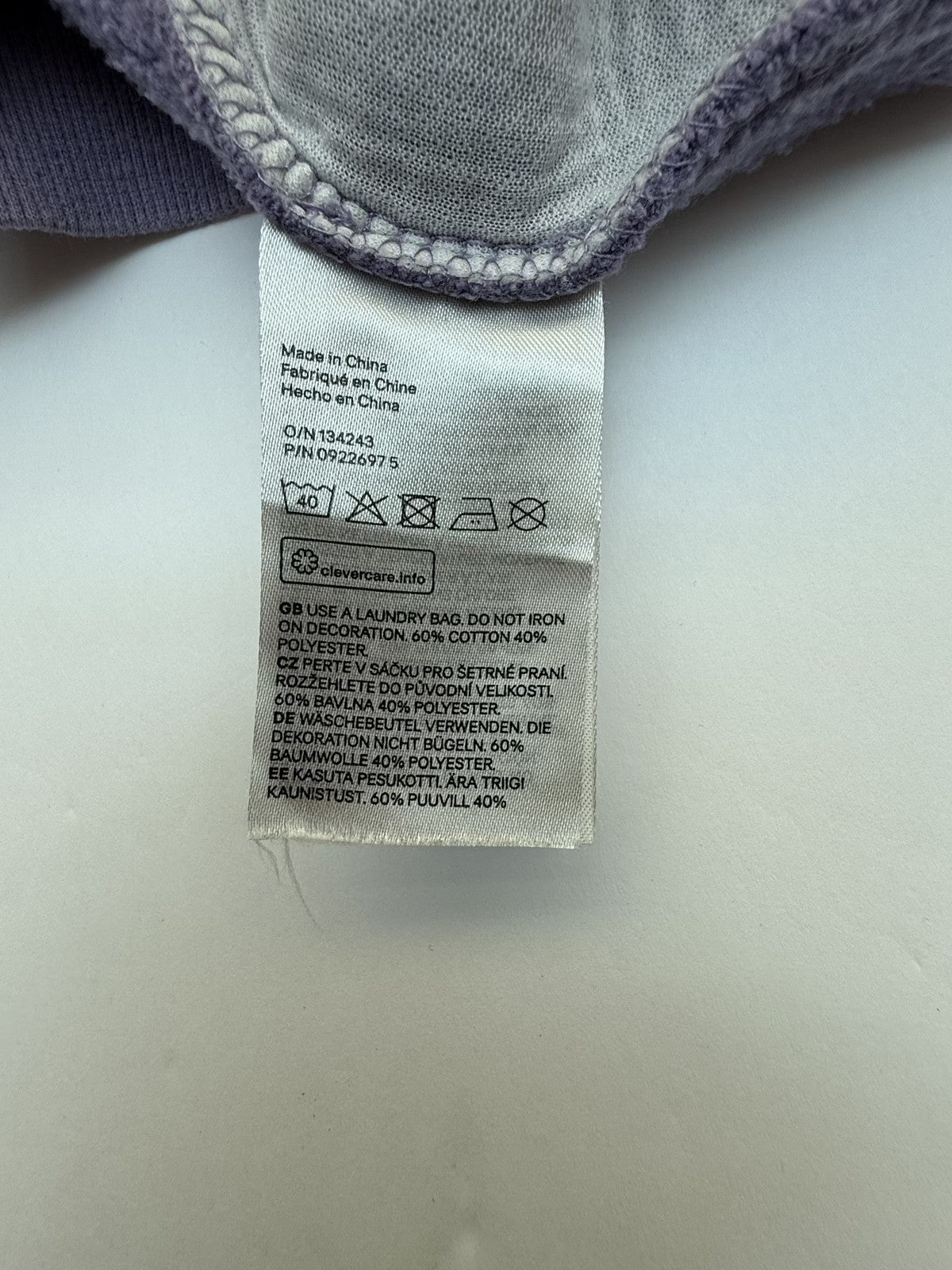 H&M Unicorn Sequin Sweatshirt Size 6-8