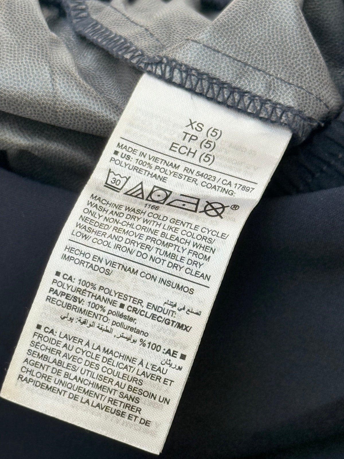 Old Navy Water-Resistant Rain Pants Size 5