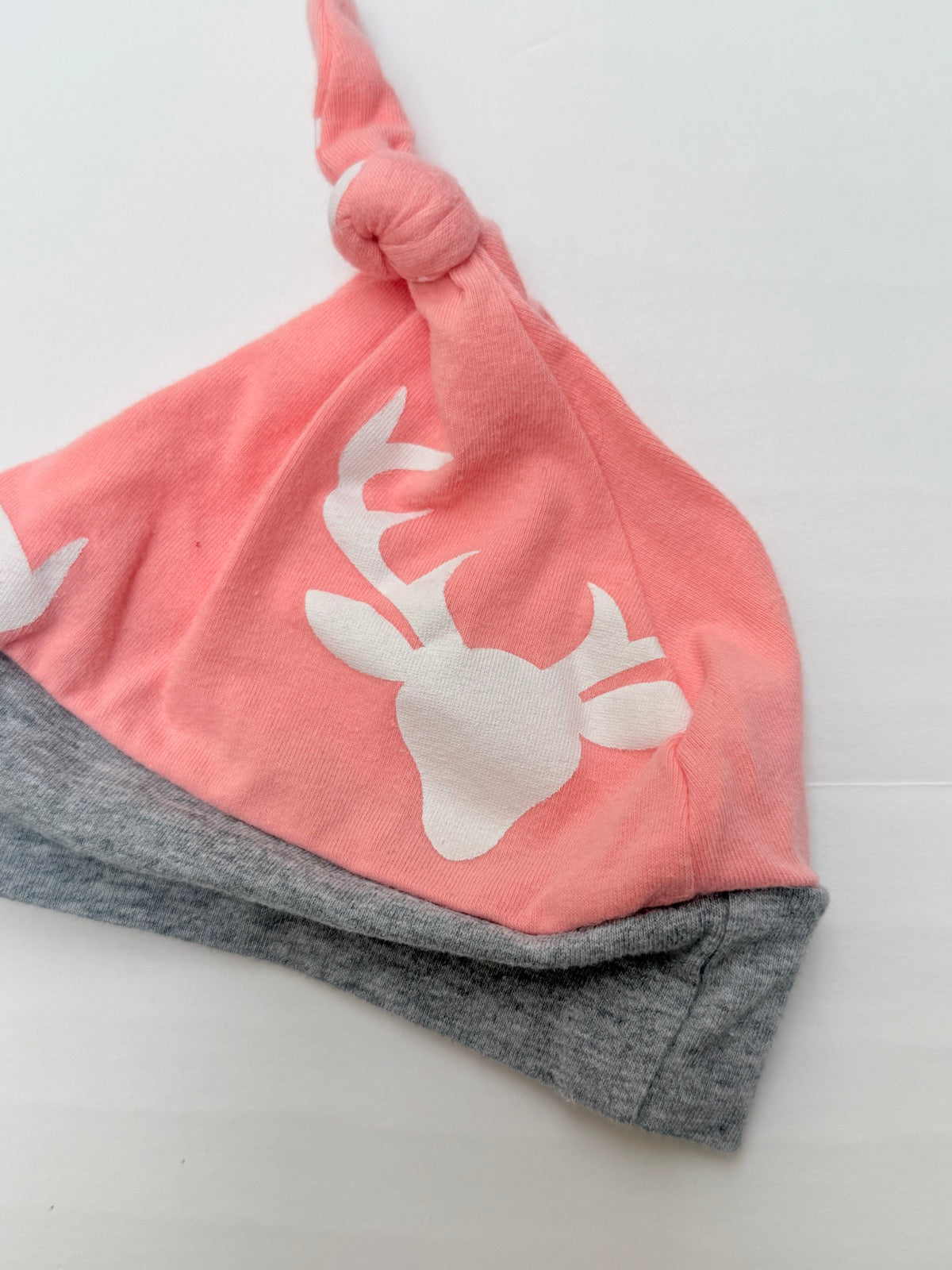 Pink Deer Print Knot Baby Hat 0-3m