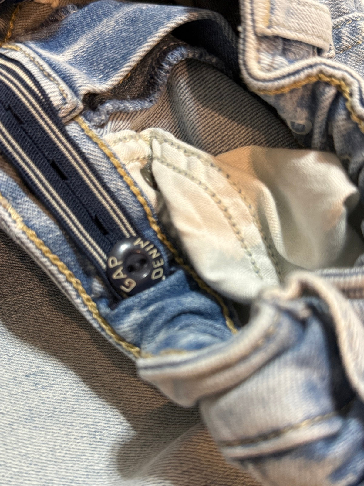 Gap Denim Light Wash Distressed Jeans Size 10