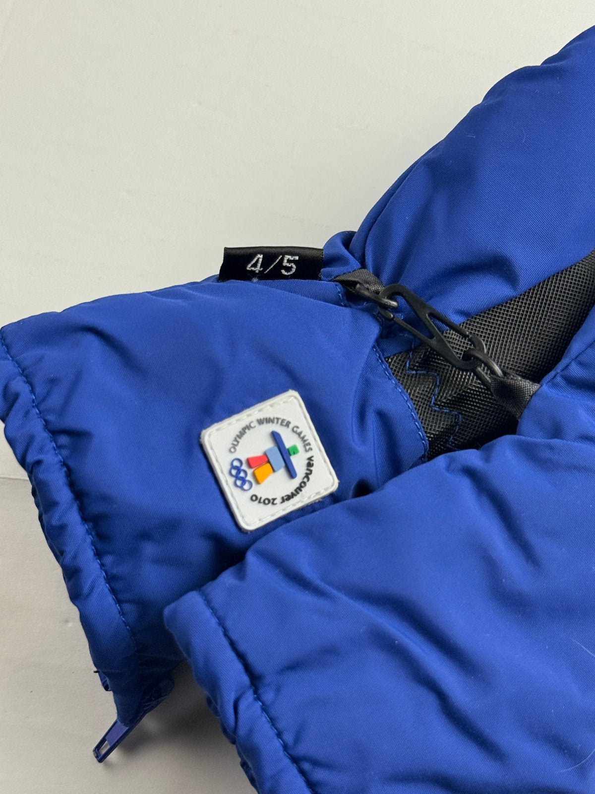 Vancouver 2010 Olympic Winter Games Blue Mittens 4/5