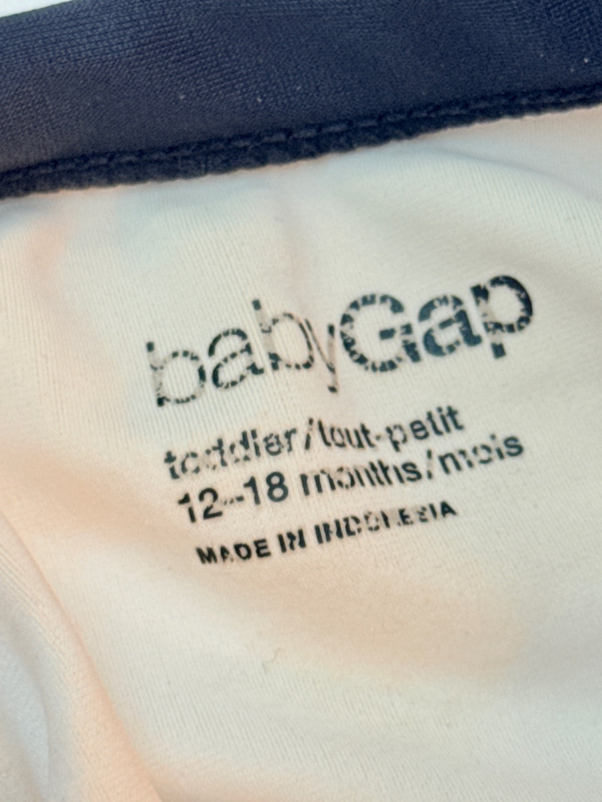 babyGap Great White Shark Swim Set 12-18m