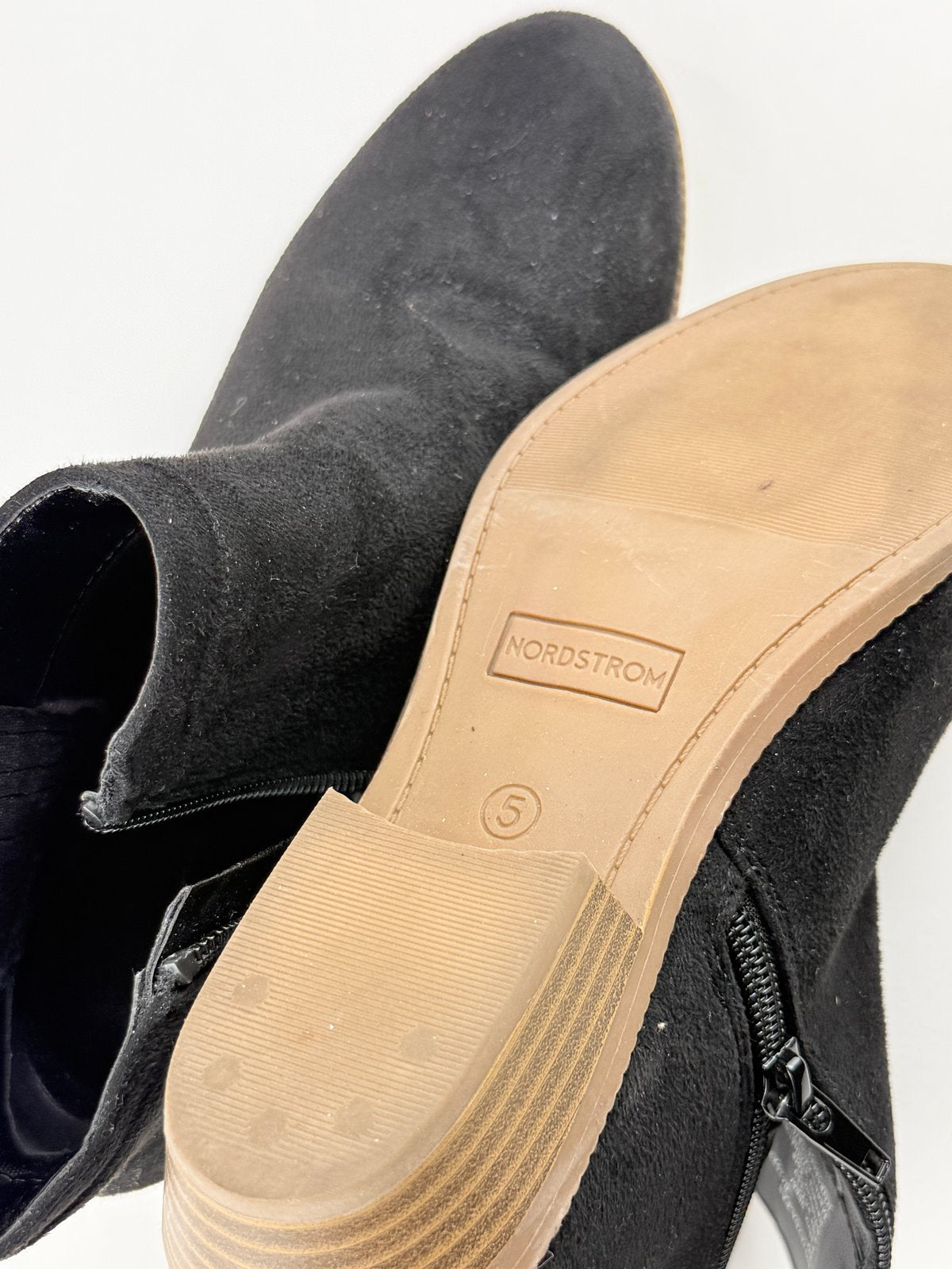 Nordstrom Black Faux Suede Chelsea Ankle Boots Size 5