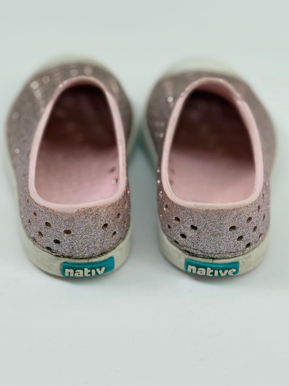 Native Jefferson Glitter Slip-On Sneaker C7
