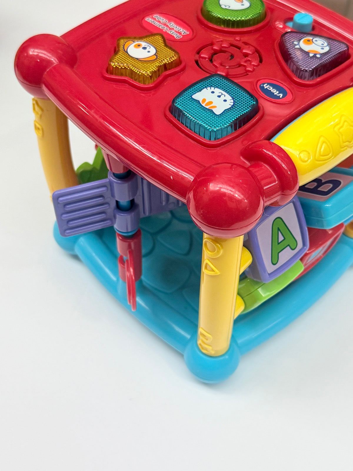 VTech Busy Learners Activity Cube Toy