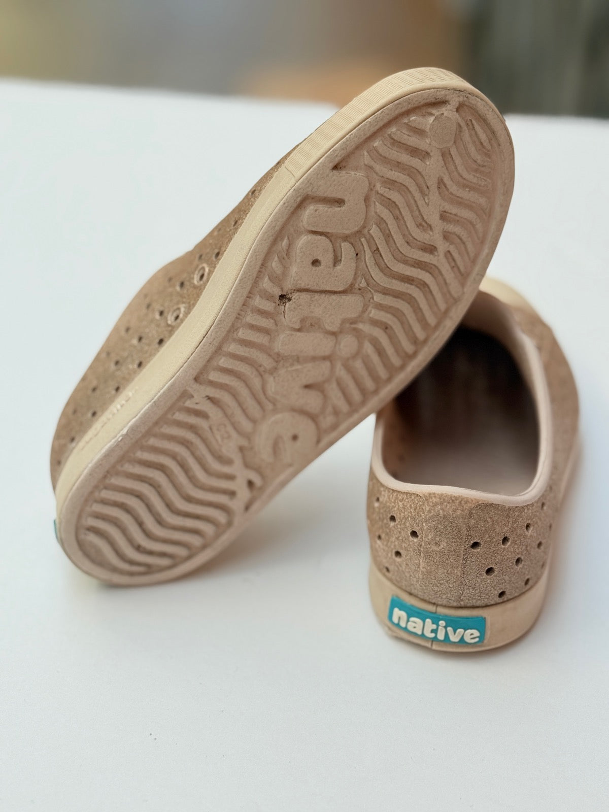 Native Jefferson Glitter Slip-On Shoes C9