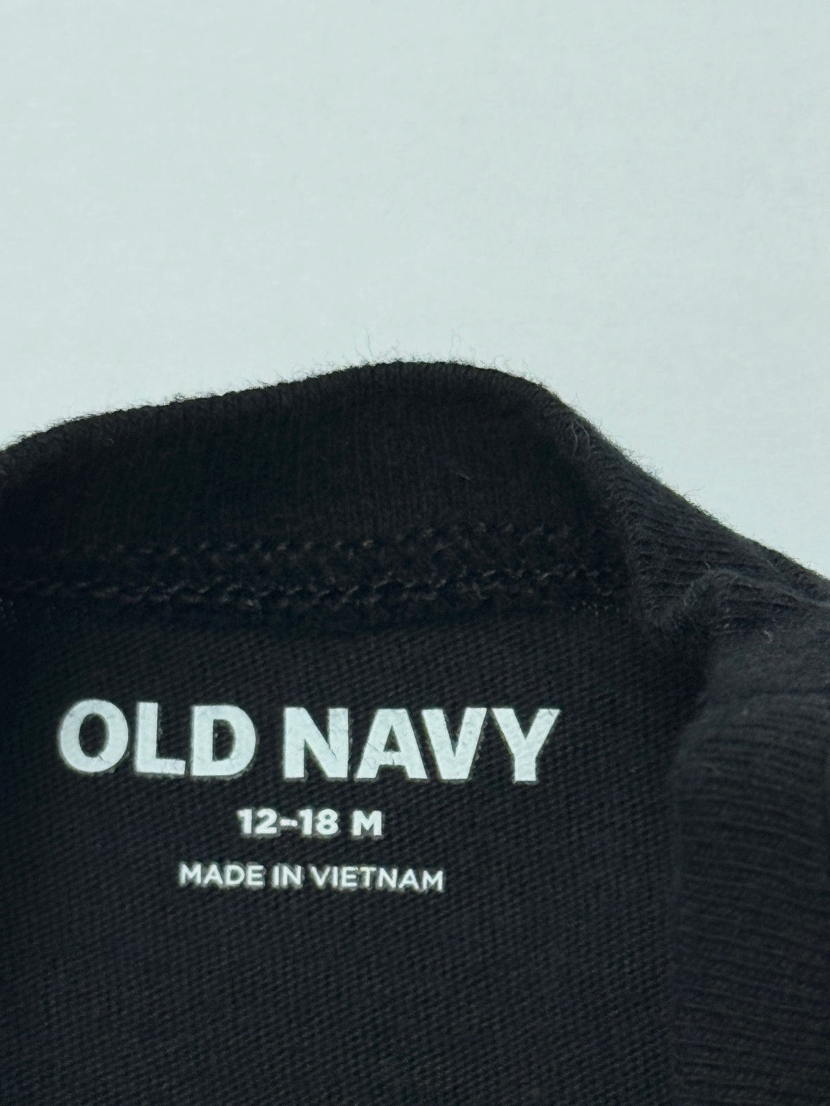 Old Navy Black Long Sleeve T-Shirt 12-18M