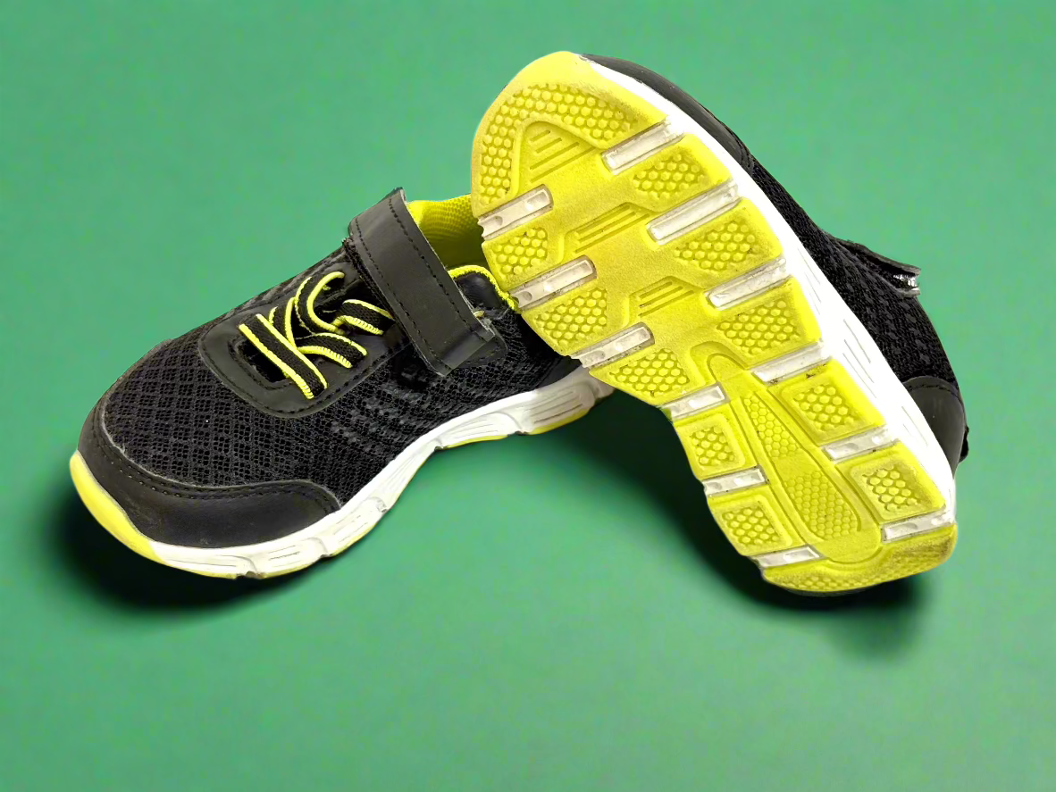 Athletic Works Shoes US6