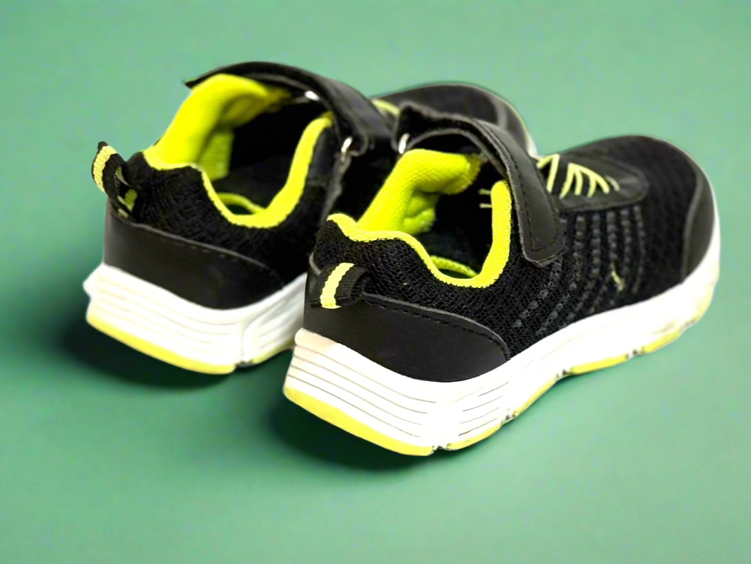 Athletic Works Shoes US6