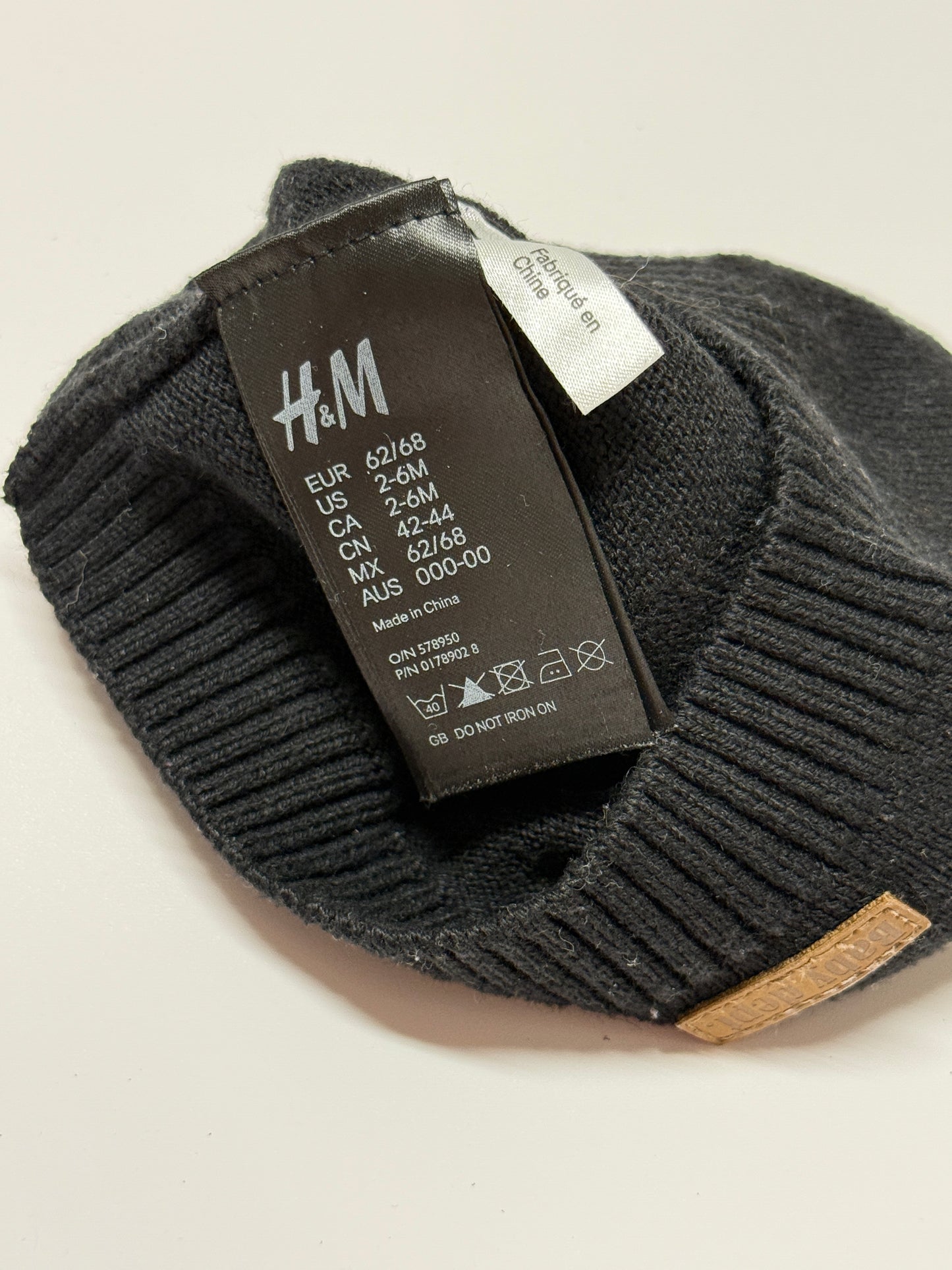 H&M Infant Hat 2-6m