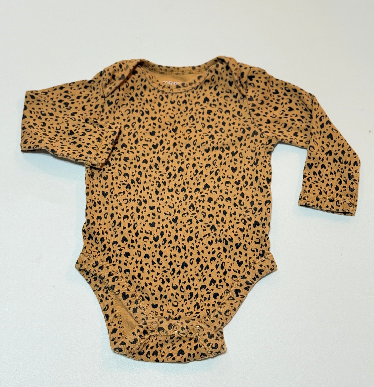 Old Navy Leopard Print Onesie 3-6m