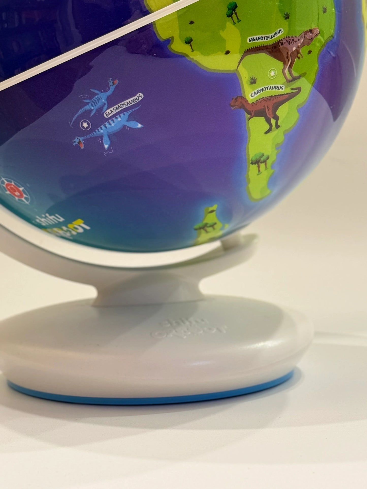 Dinosaur Orboot app globe