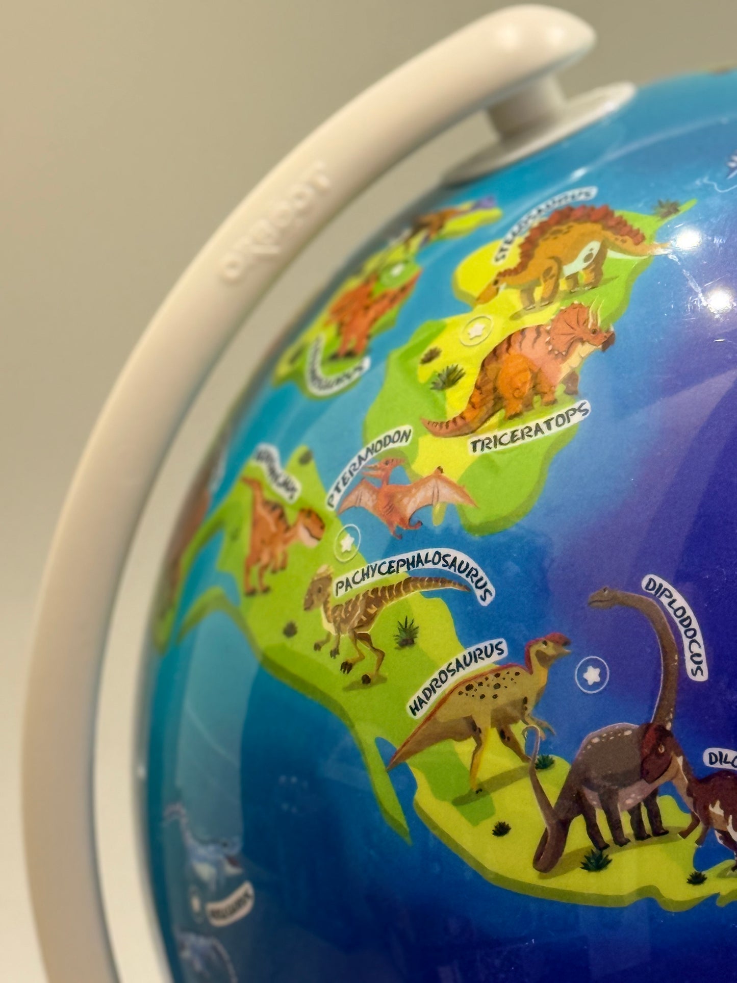 Dinosaur Orboot app globe