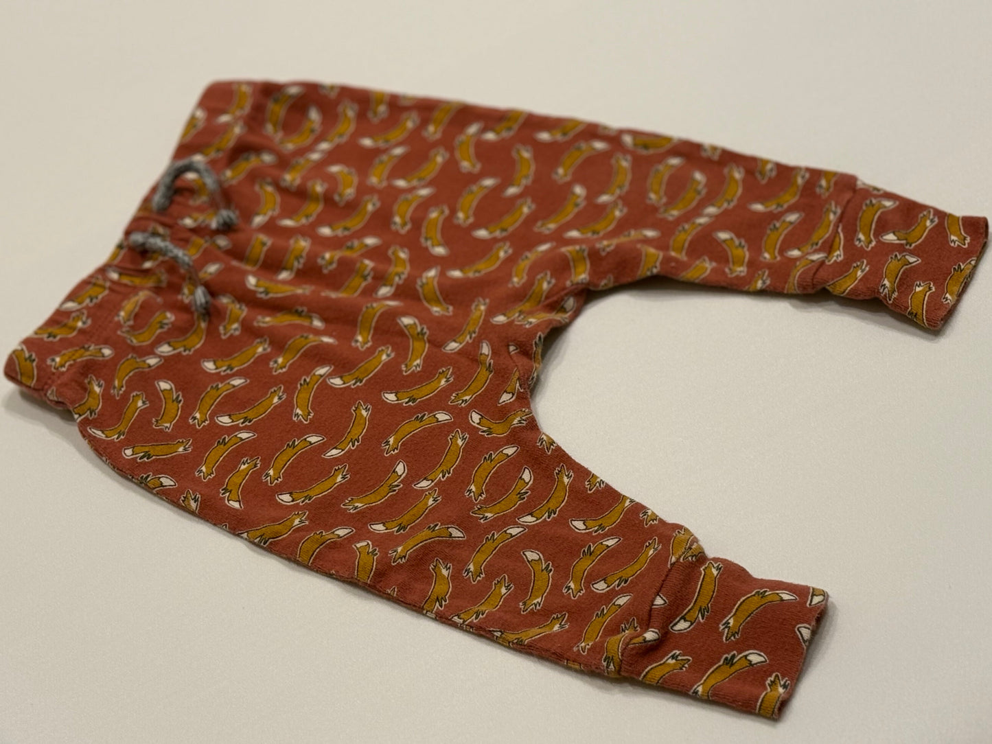 Joe Fresh 3-6m fox pants