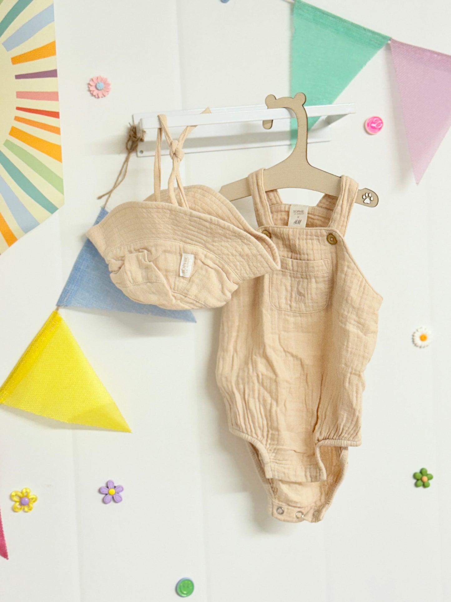 Sophie the Giraffe X H&M 2pc NB 1-2m