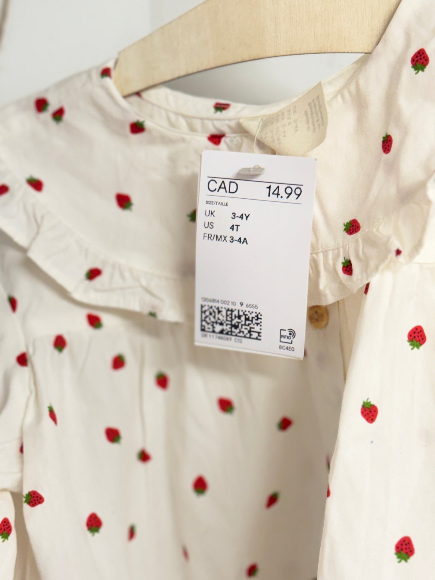 H&M strawberry Blouse 4t NWT