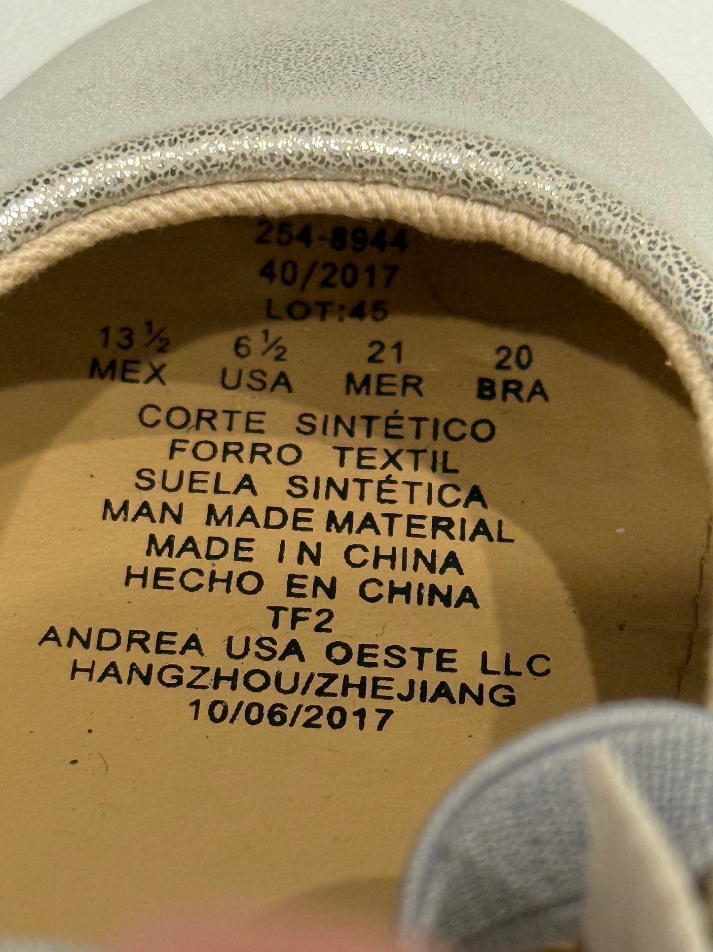 .ANDREA. Sparkle Bow Shoes 6.5