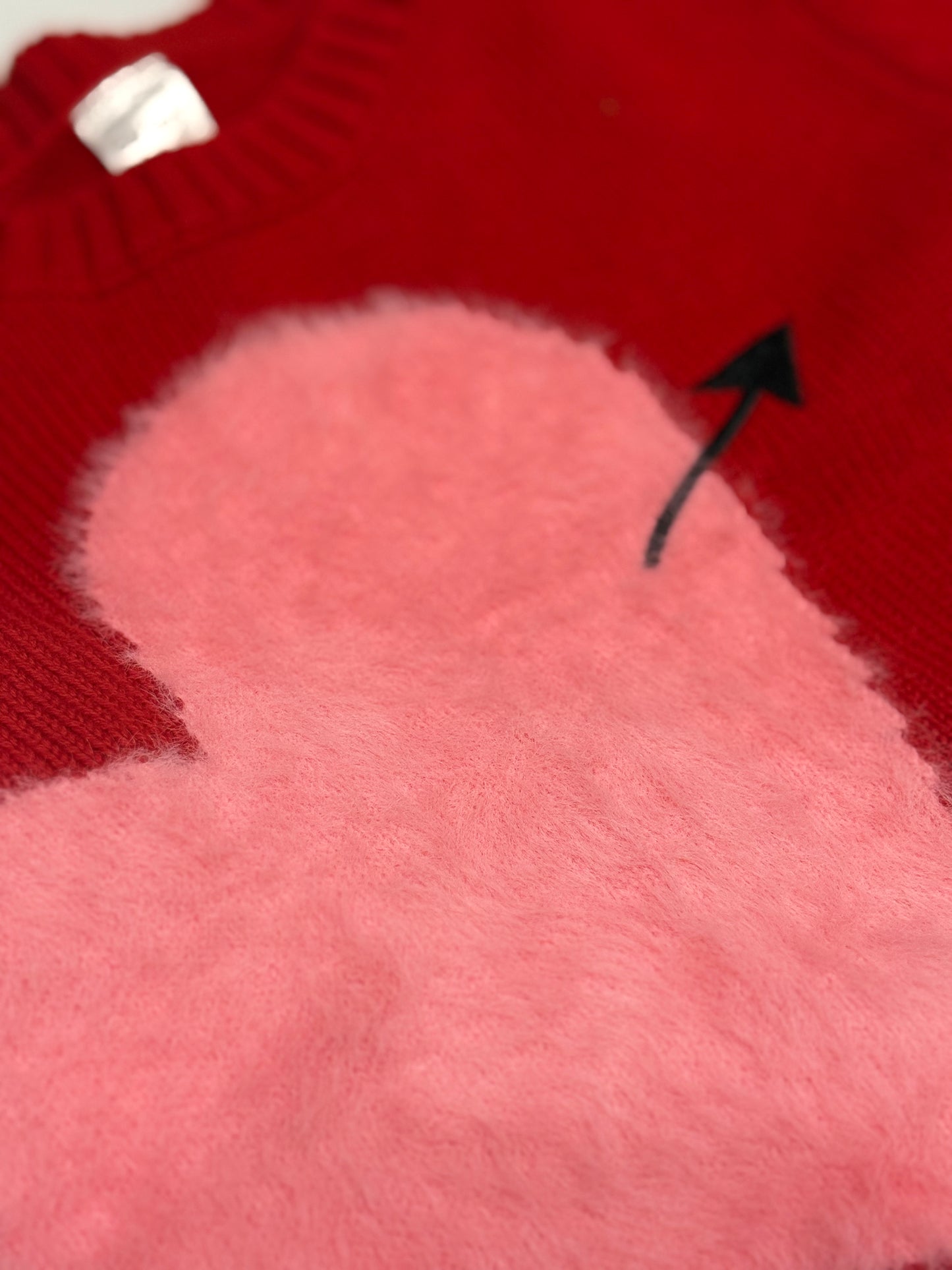 Fuzzy Carters Heart Sweater 5T NWT