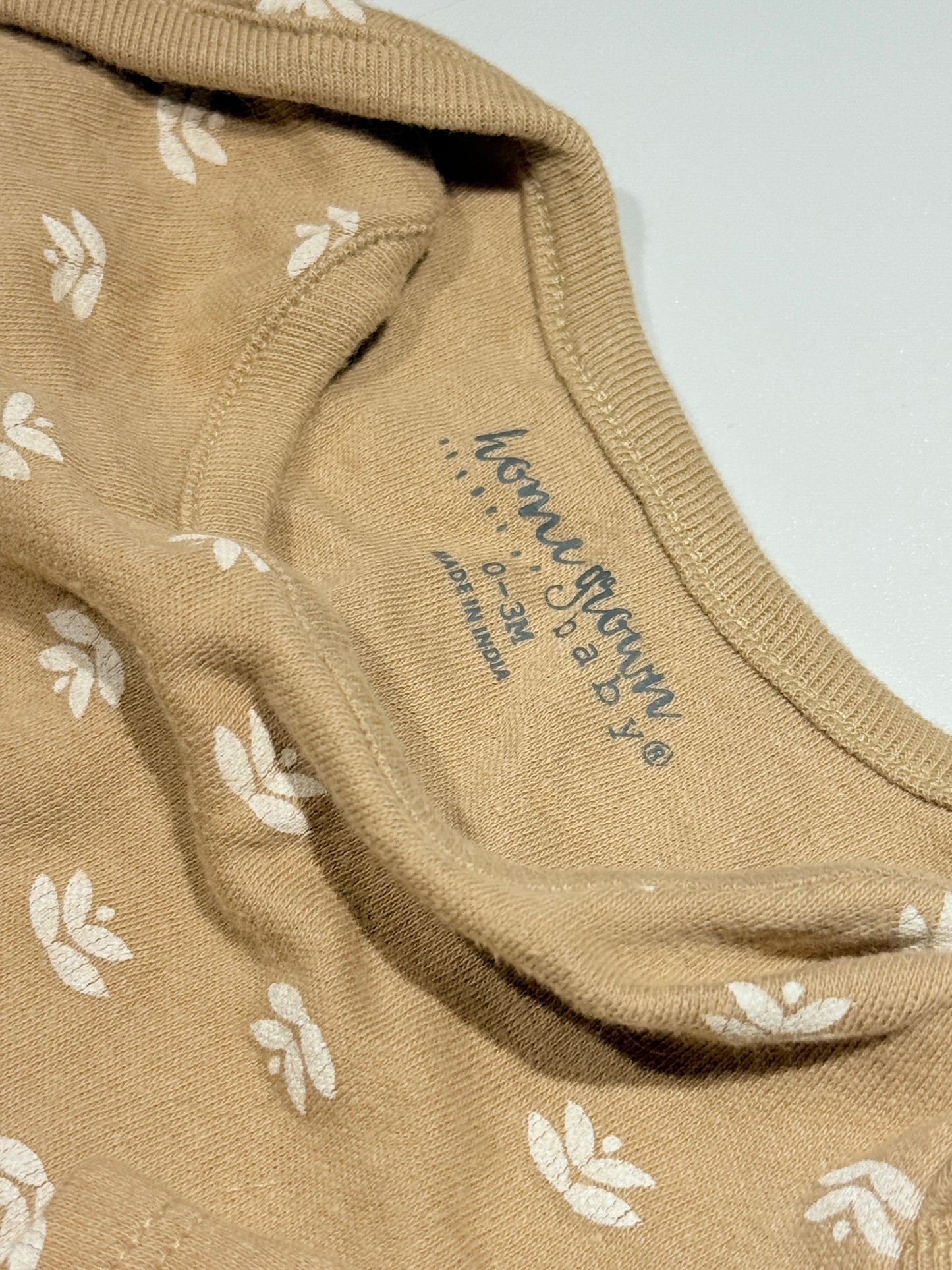 Home Grown Onesie 0-3m Leaf Pattern