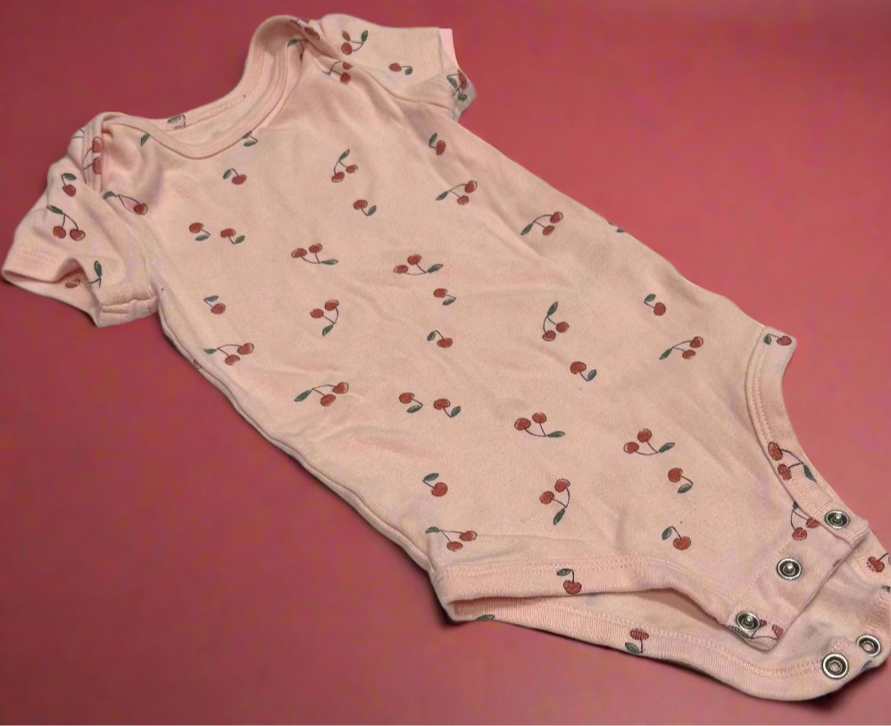 Carters Onesie Cherries 6m