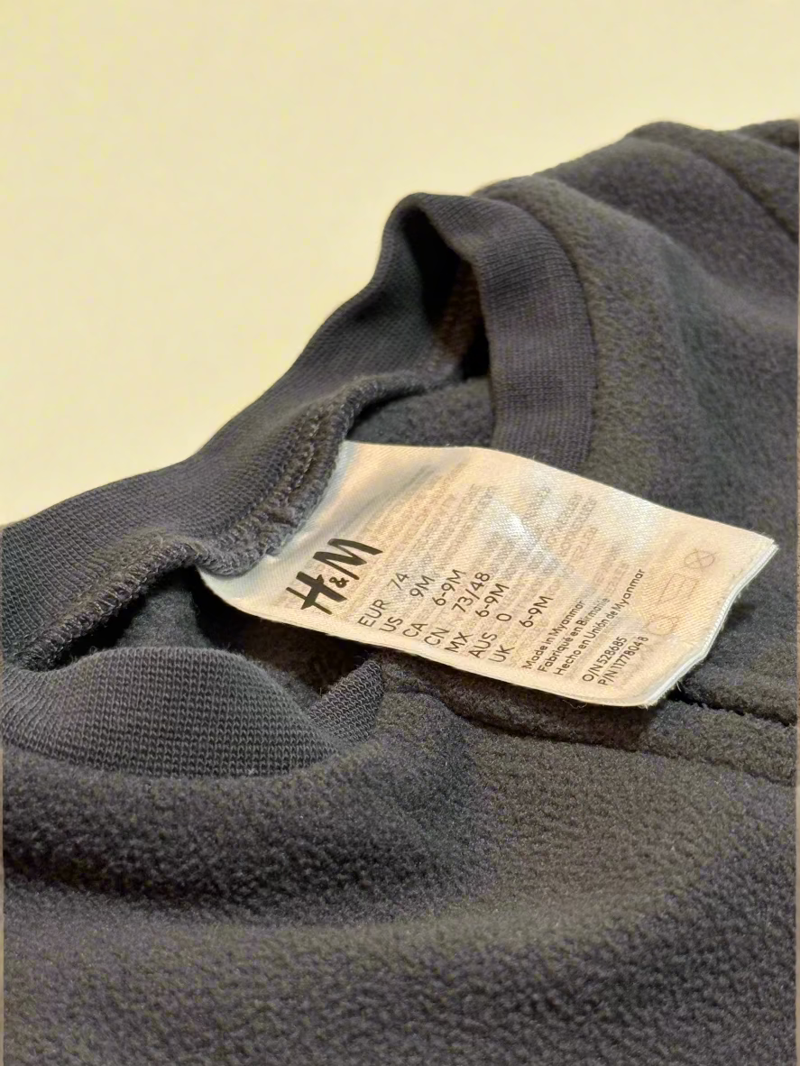 H&M light fleece Onesie 6-9m