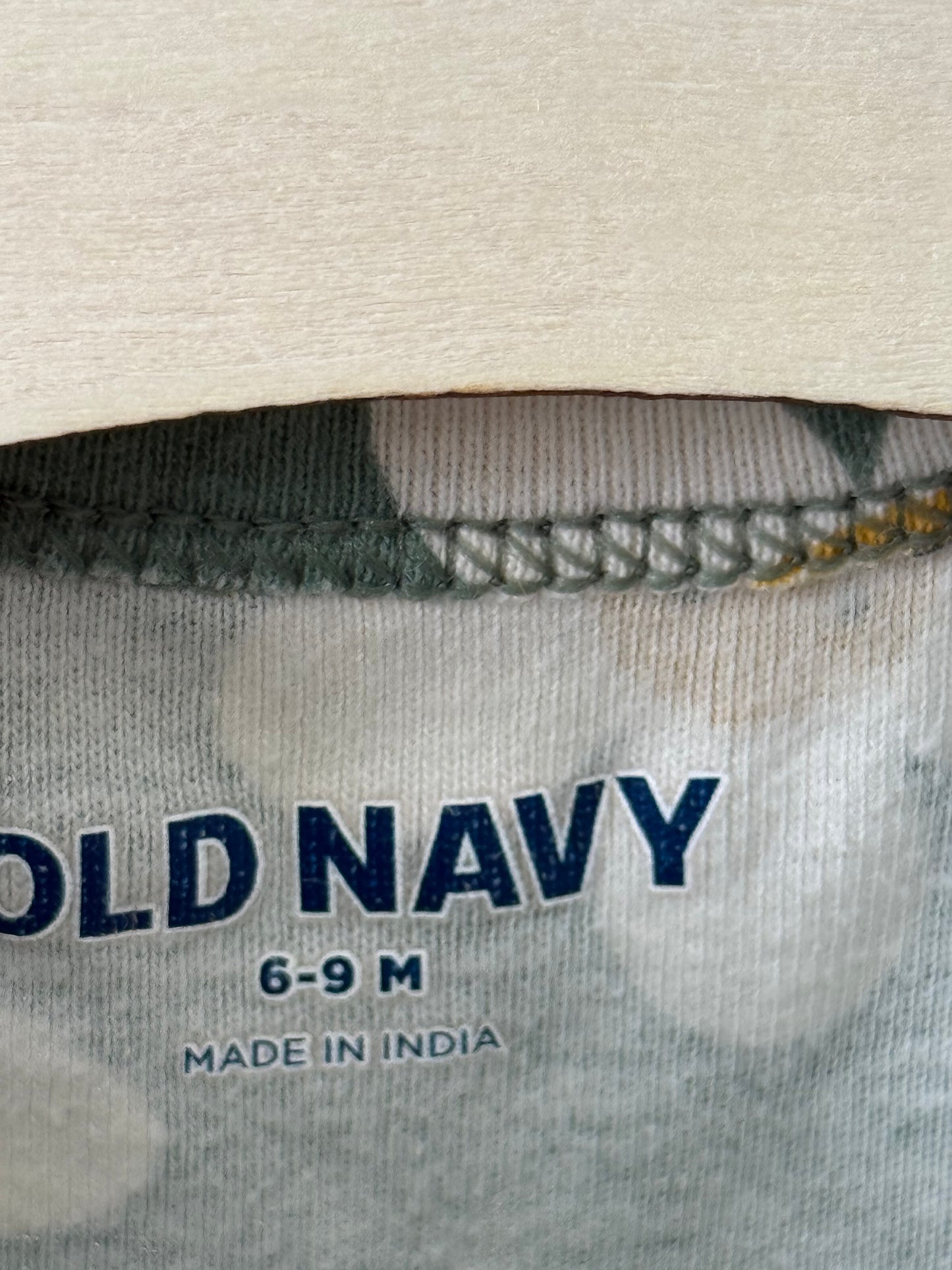 Old Navy Sleeper 6-9m