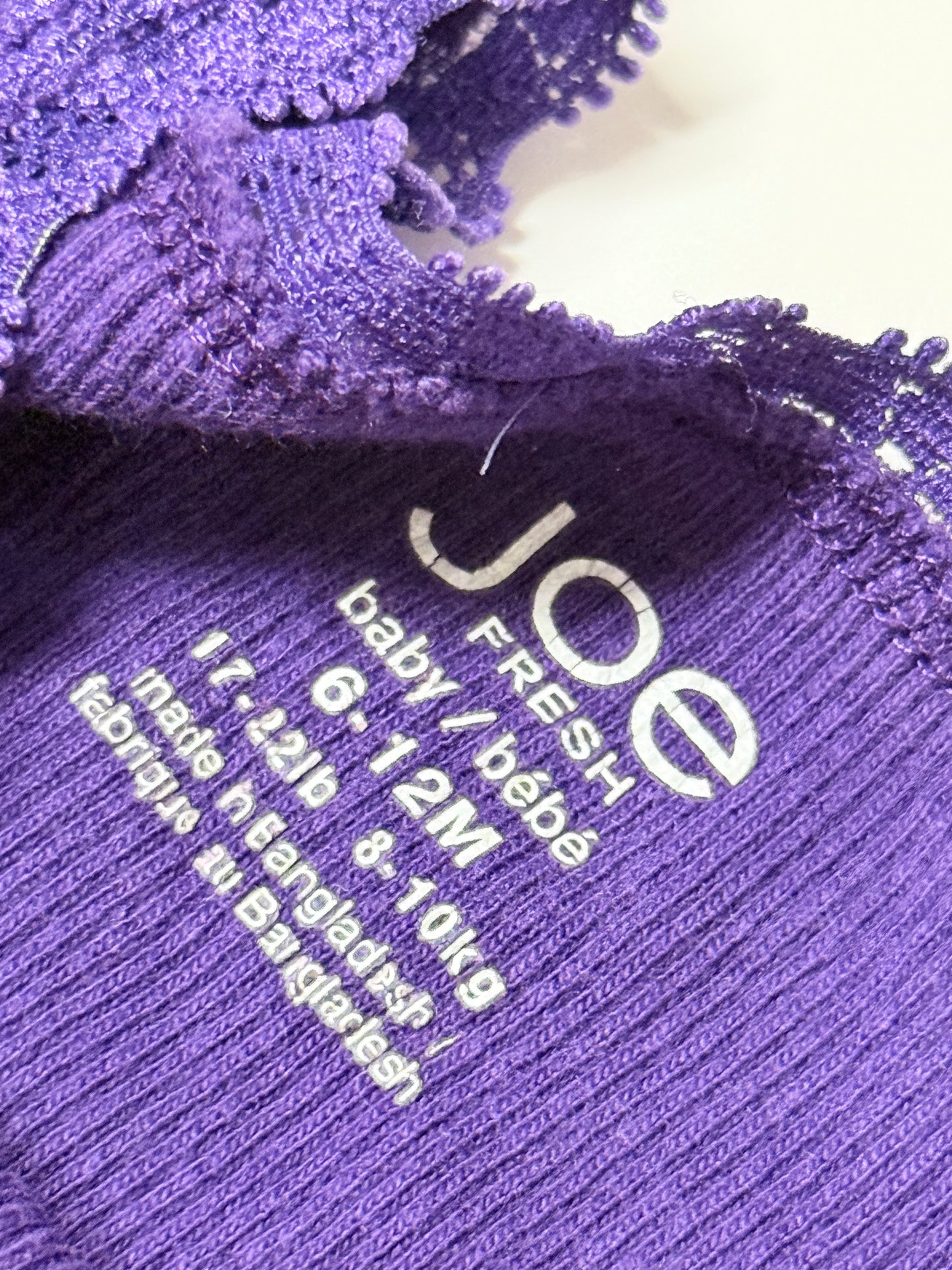 Joe Fresh Knit Long sleeve onesie 6-12m