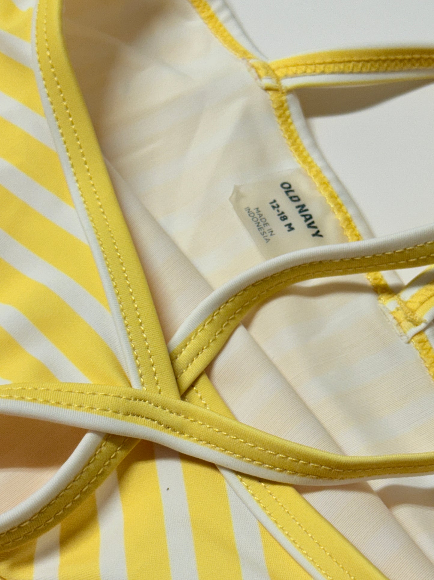 Old Navy 12-18m 2 pc Swim Set