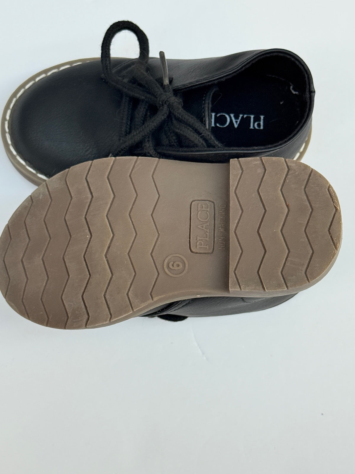 The Children's Place Black Chukka Boots Size 6