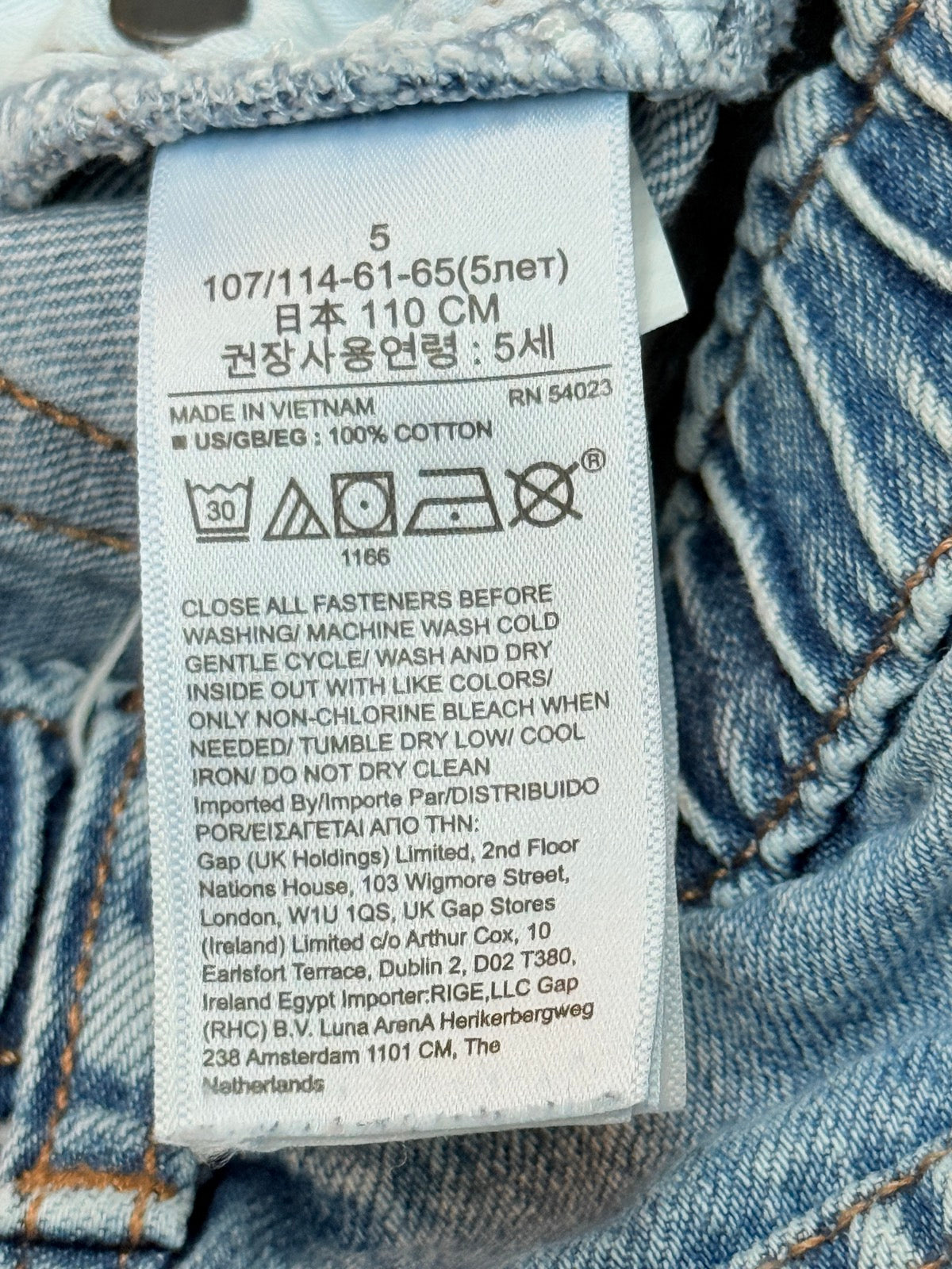 Gap Kids Barrel Jean Light Wash Size 5