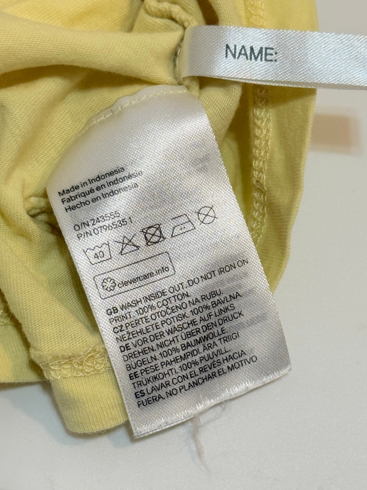 H&M Yellow Unicorn T-Shirt 4-6Y