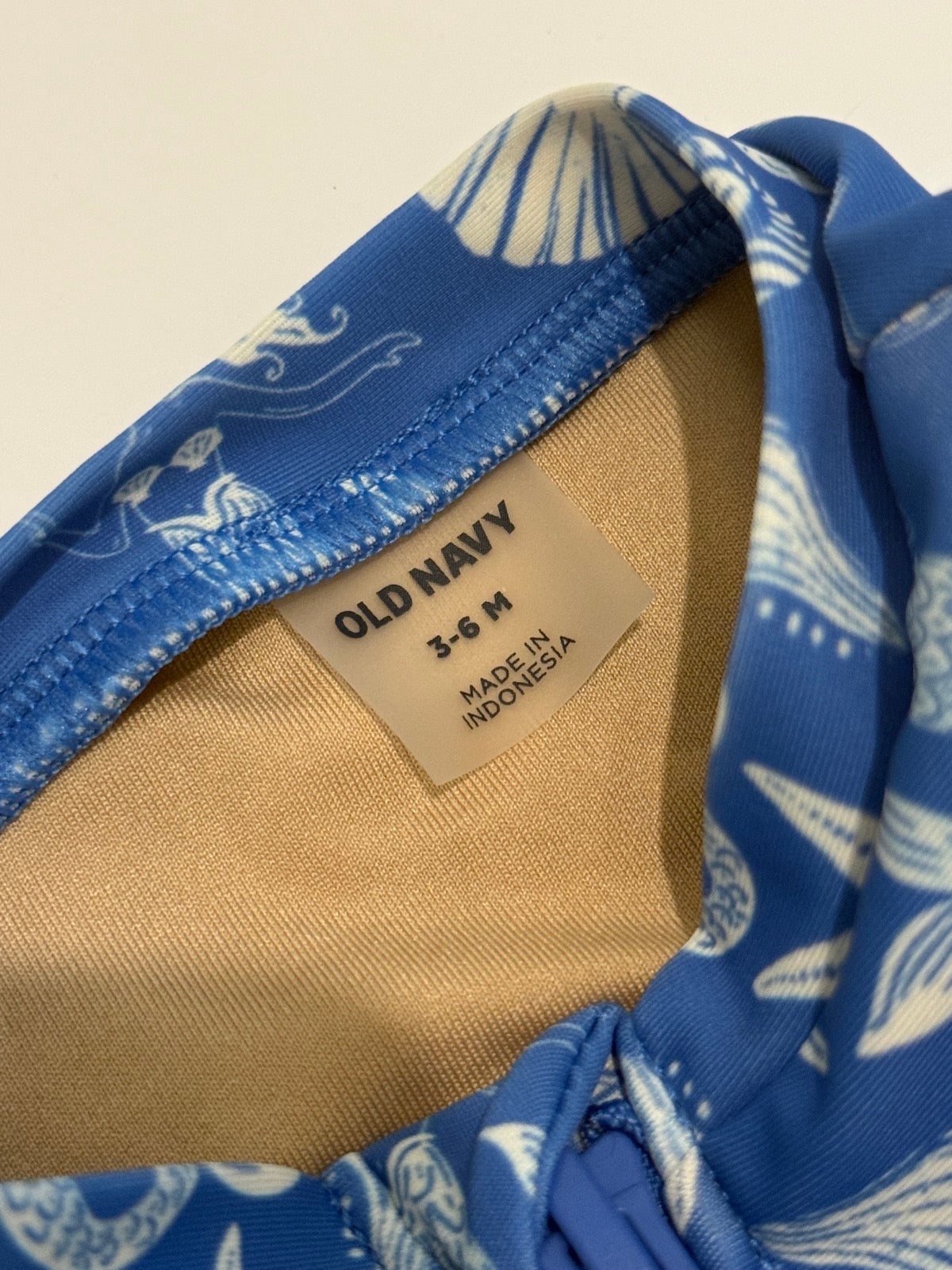 Old Navy Mermaid Shell Rash Guard 3-6M