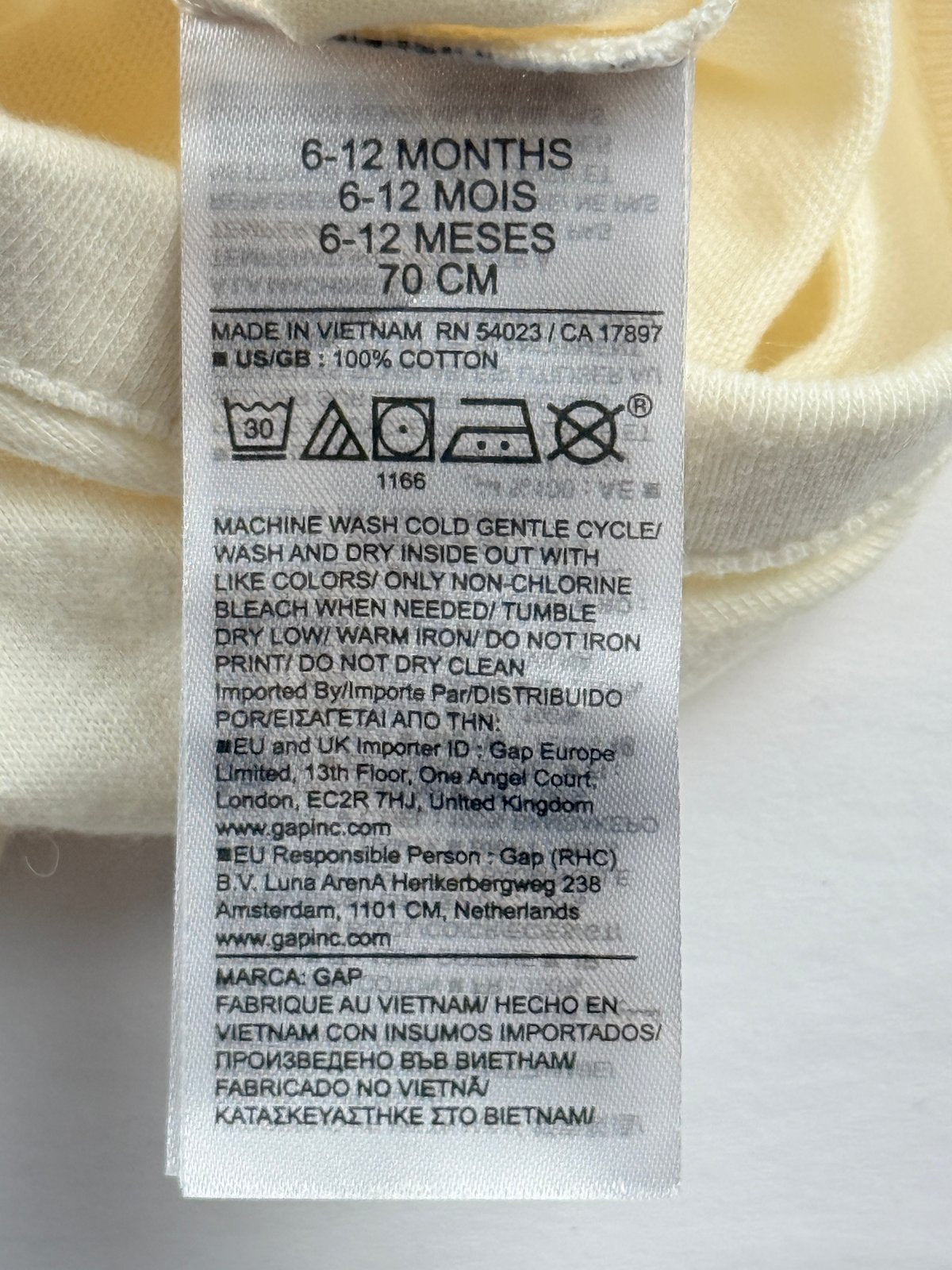 NWT - Baby Gap Snow Much Fun Bodysuit 6-12M