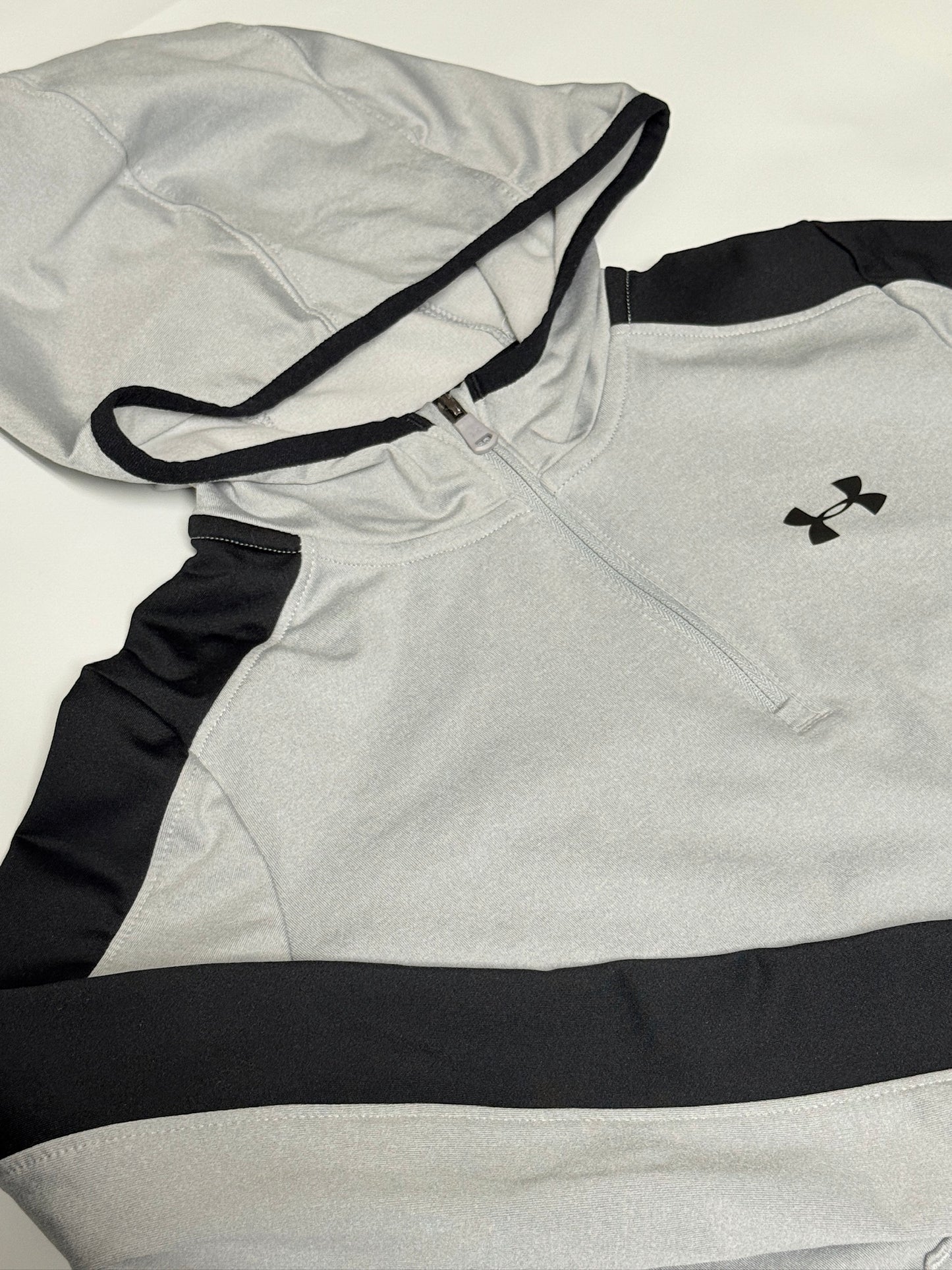 Under Armour SM - 8/9Y
