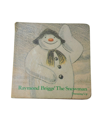 Raymond Briggs The Snowman Dressing Up