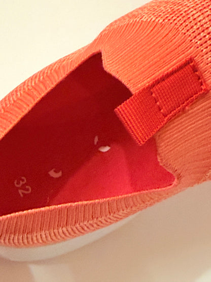 Reima Coral Knit Slip-On Sneaker Size 32