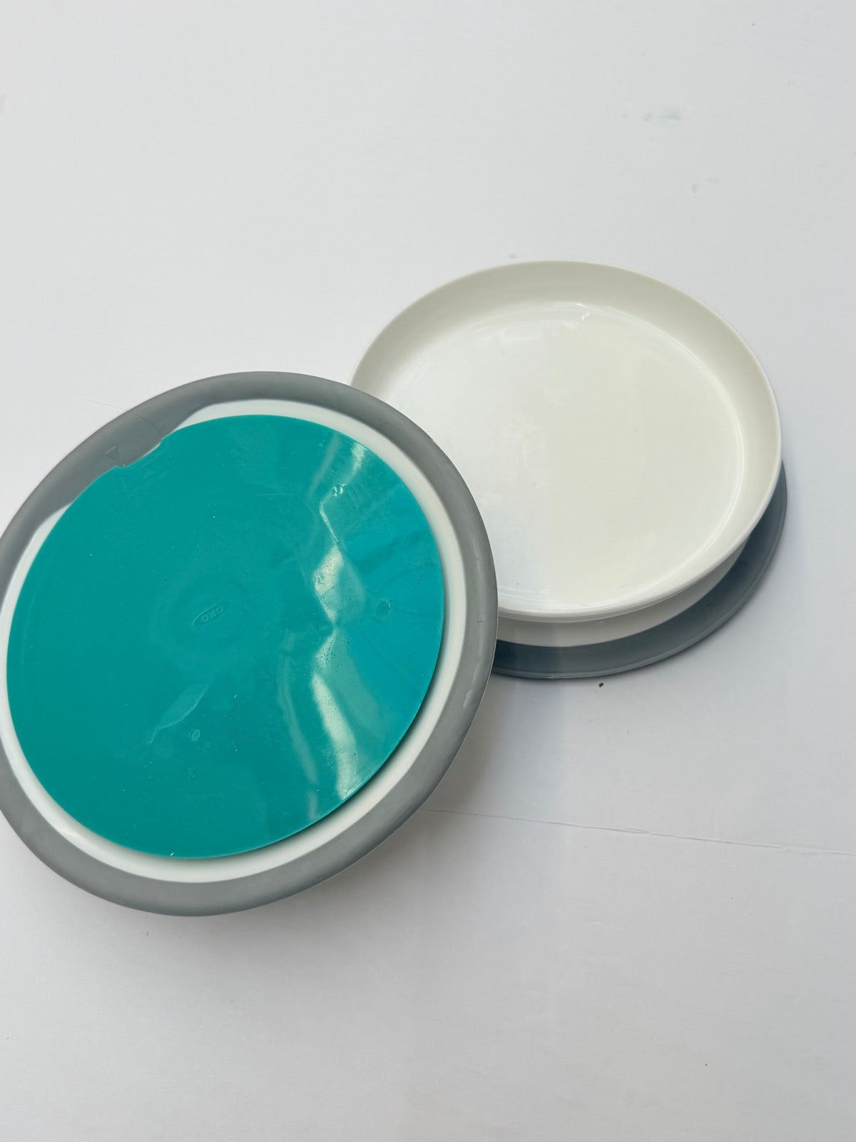 OXO Tot Stay-Put Suction Plates Set of 2