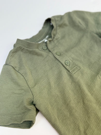 Tommy Bahama Olive Henley Tee Size 4T