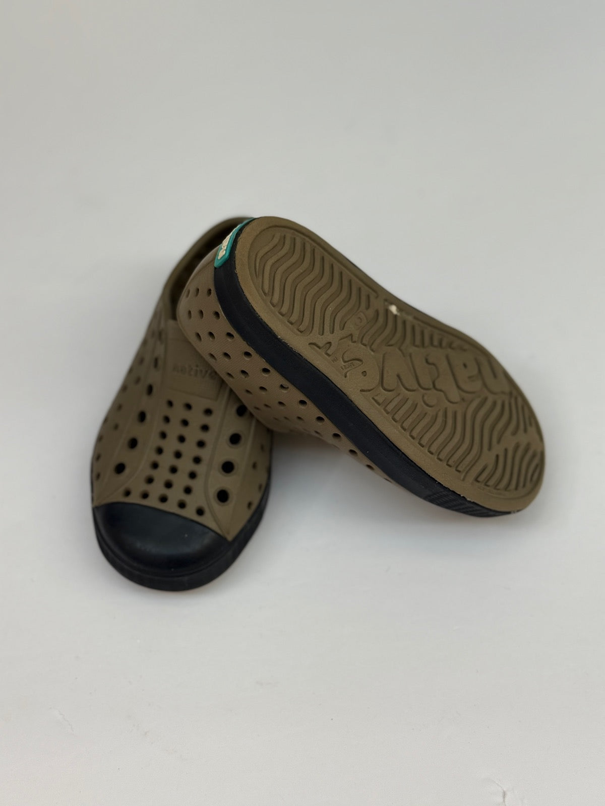 Native Jefferson Slip-On Shoe C7