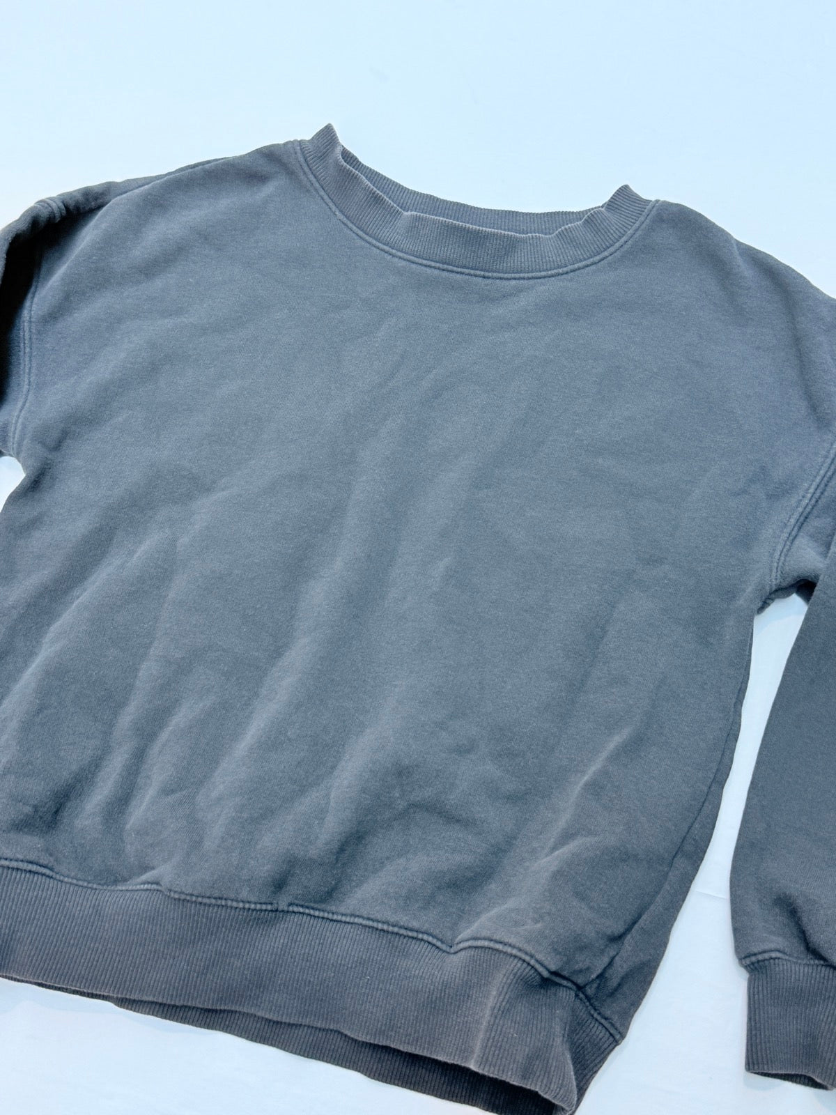 H&M Gray Sweatshirt Size 6-8Y