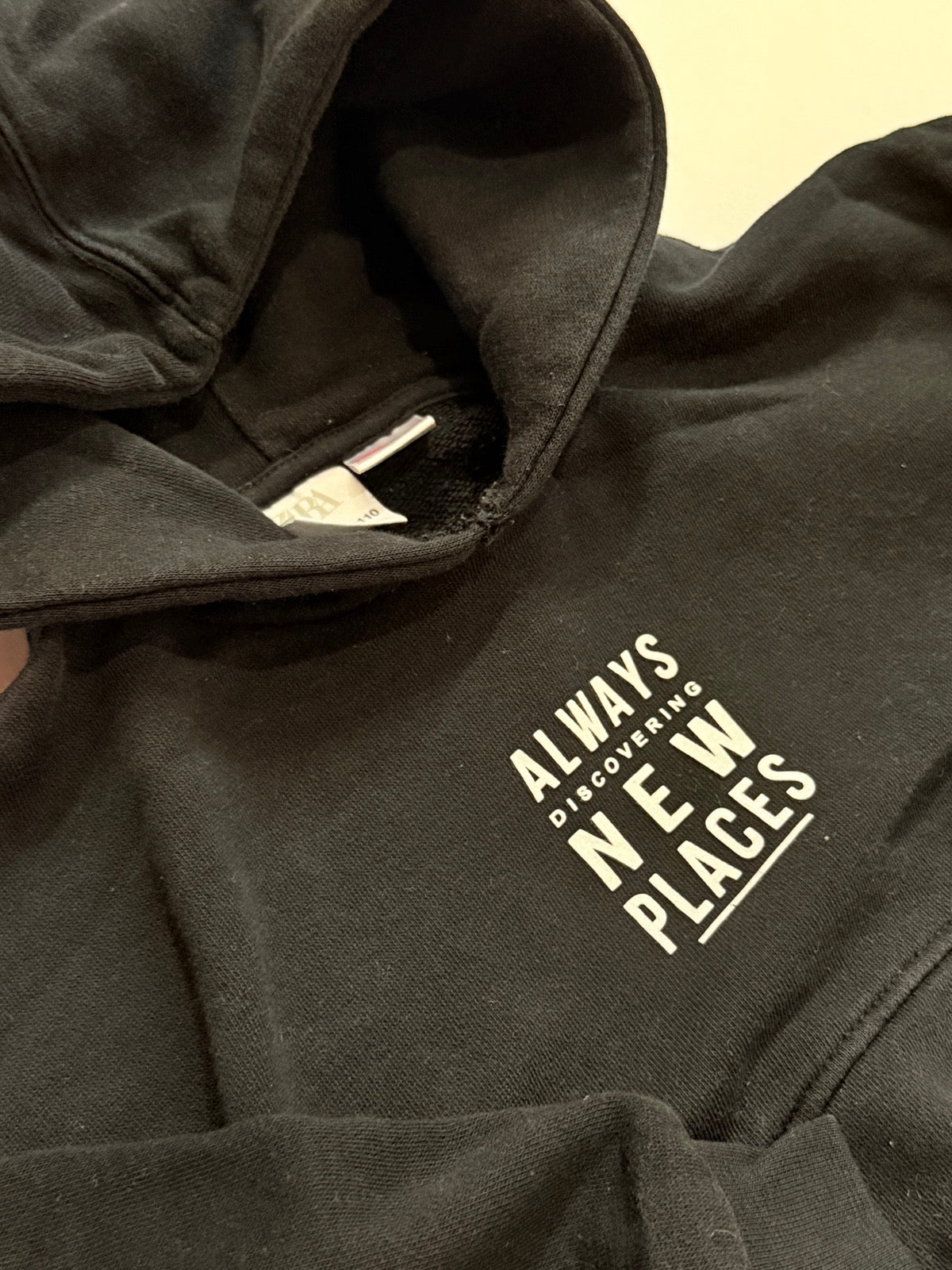 Zara Always Discovering New Places Hoodie 4-5Y