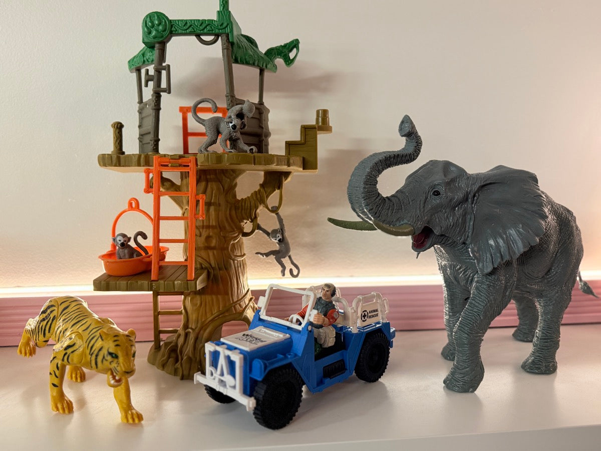 World of Animals Safari Jungle Playset Toy Set