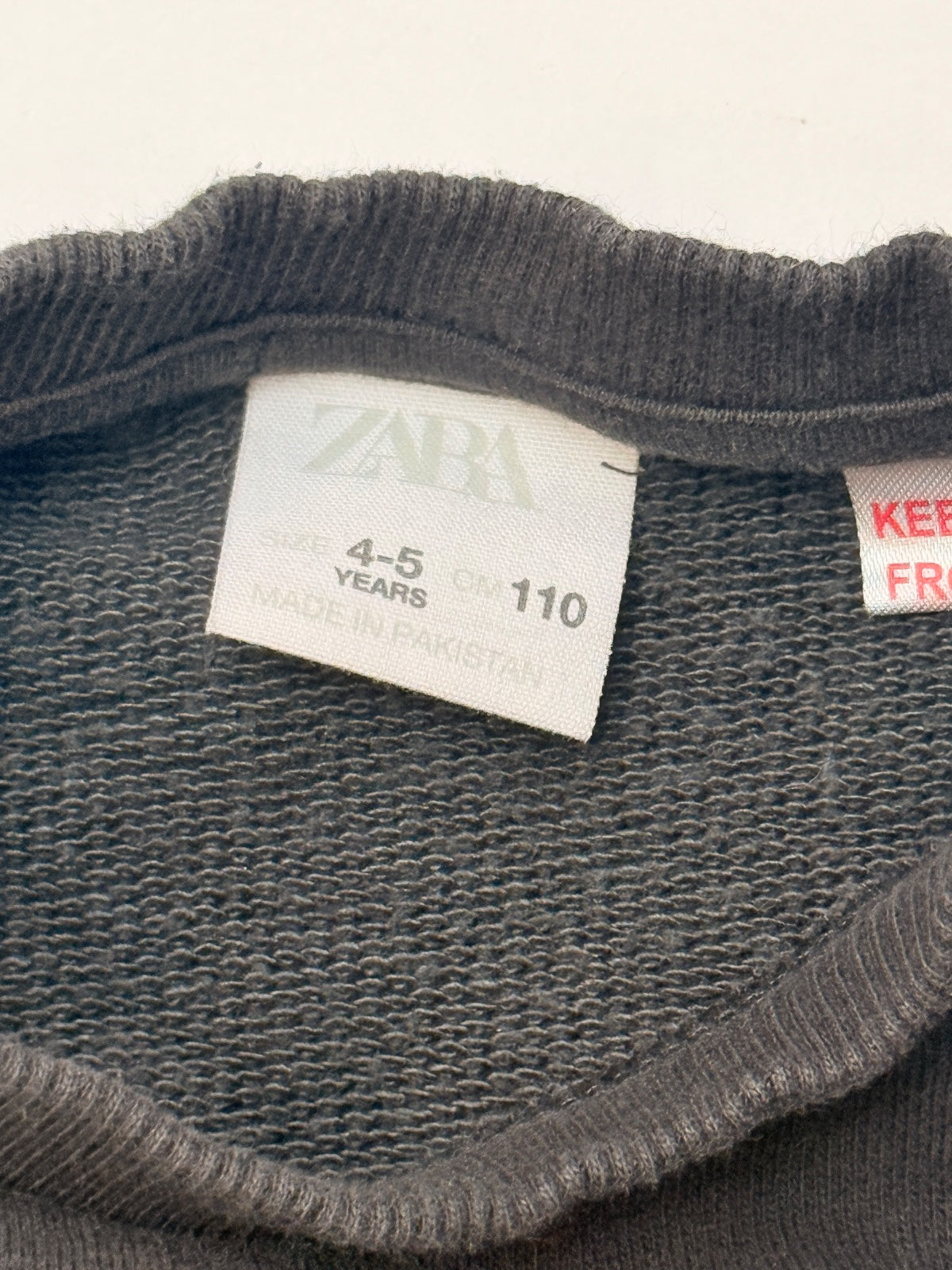 Zara Black Sweatshirt Size 4-5Y