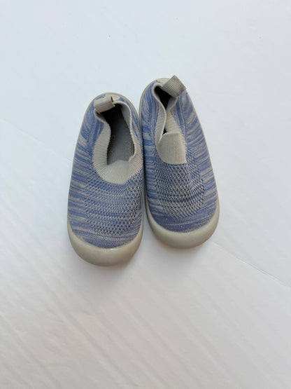 Knit Slip-On Baby Shoes Size 9M