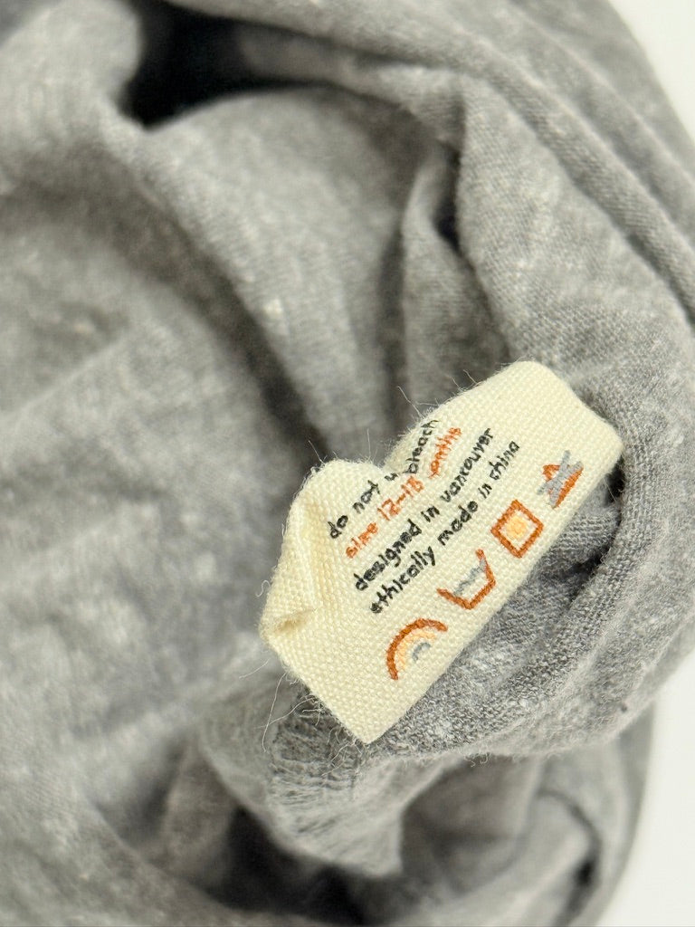 Little Rowe 12-18m Romper