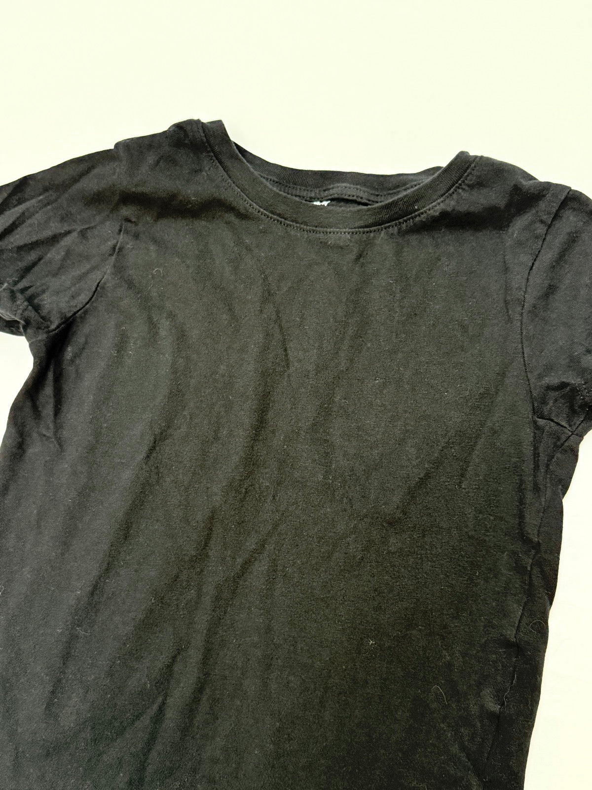 H&M Black T-Shirt Size 2-4Y