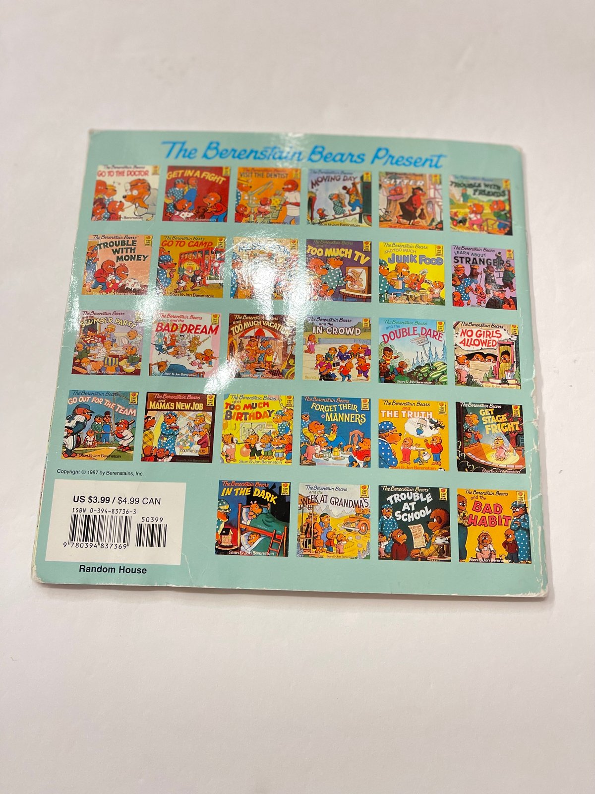 Stan & Jan Berenstain The Berenstain Bears Go to School