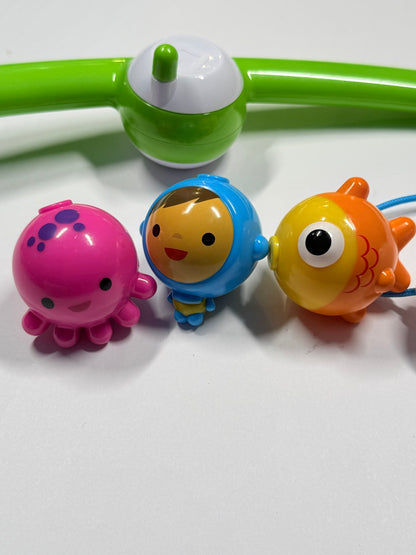 Munchkin Fishin' Magnetic Bath Toy Set