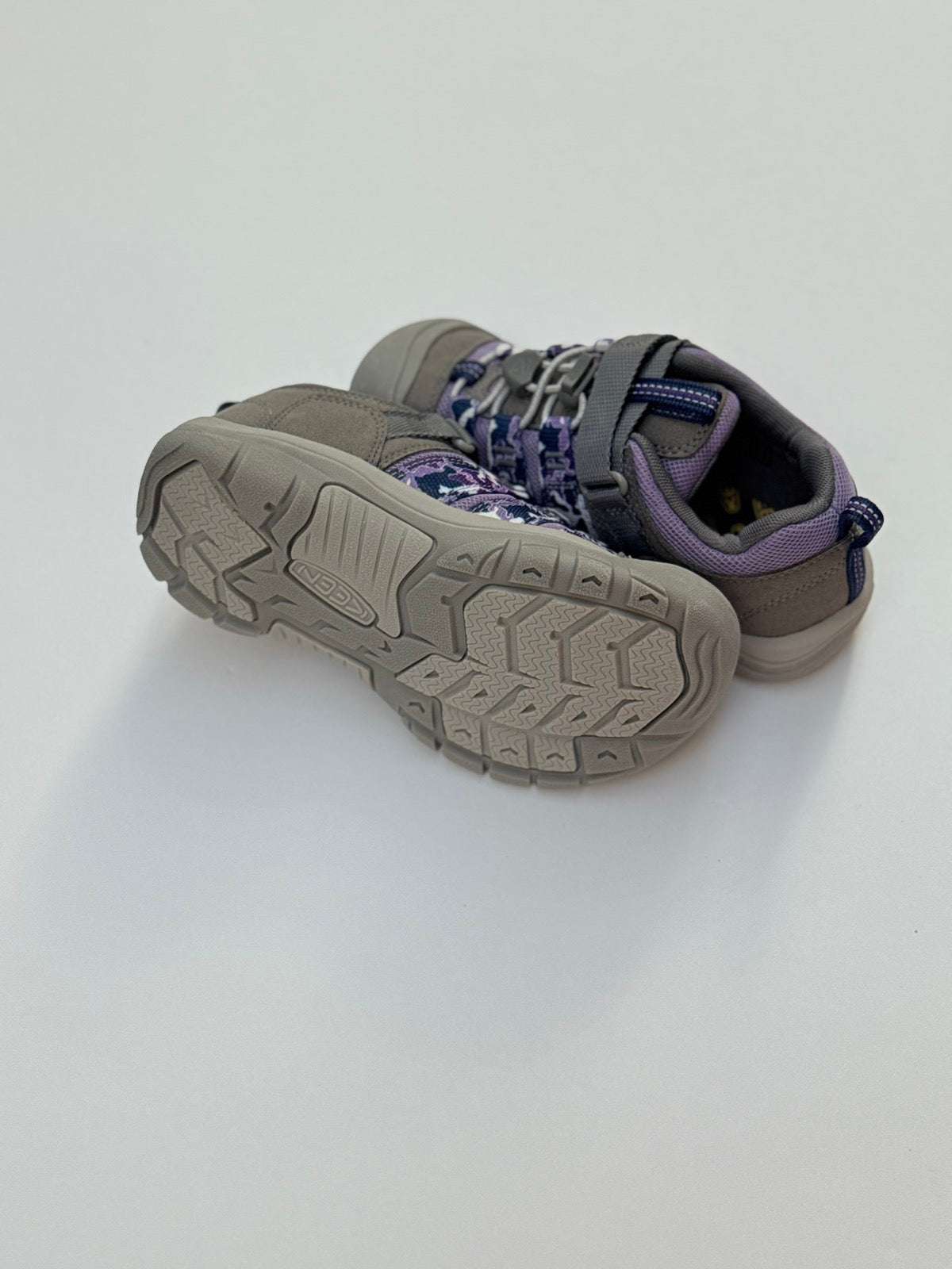 Keen Newport H2 Kids Sneaker Size 1Y